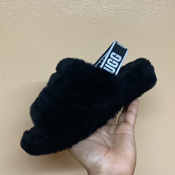 UGG Fluff Yeah Sandals “Black White” - Picture 13 of 16